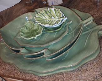Tabletops Lifestyles Tropical Leaves Serving Platters