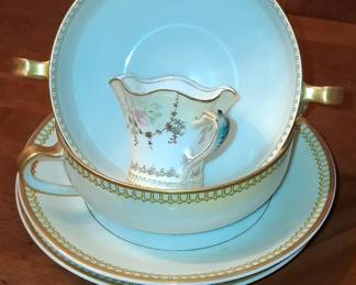 RS Prussia Hand-Painted Porcelain Soup Tureen with Lid and Saucer