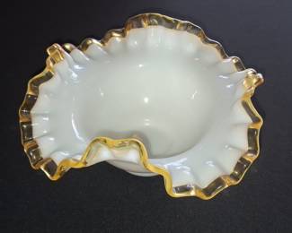 Fenton Gold Crest Opalescent Glass Ruffled Bowl