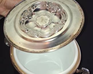 Oneida Silver Plated Covered Casserole Dish