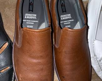 Johnston & Murphy XC4 Dual Width Waterproof Leather Slip-On Shoes