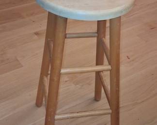 PJ Wood Classic Round-Seat 24" Kitchen Counter Stool