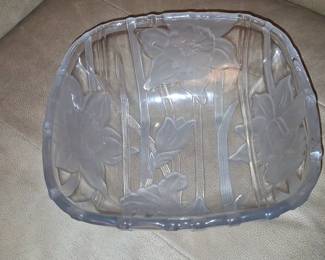 Studio Nova Winter Rose Frosted Glass Fruit Bowl and Platter Set