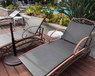 Wicker and Metal Chaise Lounge with Scrollwork