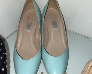T.U.W. by Kestner's Light Blue Leather Pointed Toe Pumps