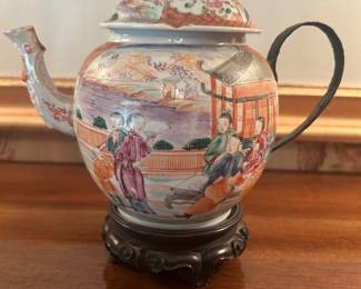 18th Century Chinese Porcelain teapot