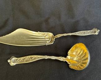 2 Sterling Silver Serving Pieces * Ladle and Cake Cutter TW 209g Approximately