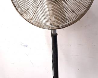 6' TALL METAL 32" BLADE FLOOR FAN MOVES THE AIR!