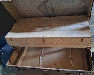 SIGNED WINSTON SALEM TRUNK