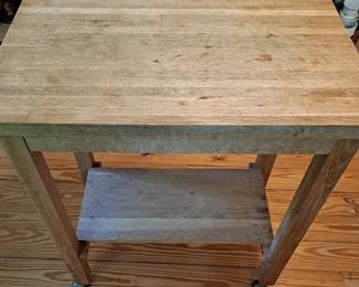 BUTCHER BLOCK ON WHEELS
