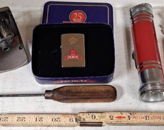 ZIPPO LIGHTER MORE LOT