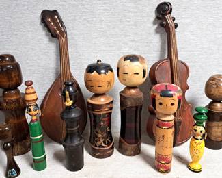 KOKESHI DOLLS