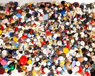 GRANDMAS BUTTONS