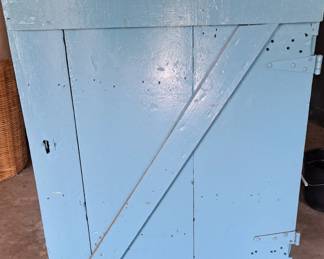 PRIMITIVE BLUE WOOD CABINET