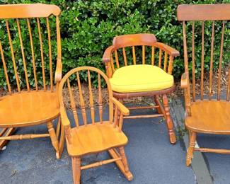 ROCKING CHAIRS