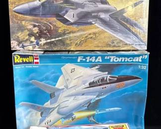 3 Vintage Model Plane Kits * Revell 1/32 Scale Grumman F4F Wildcat *