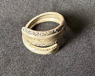 Vintage Sterling Silver Towle Towel Repousse Bypass Ring
