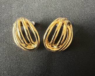 Vintage GoldTone Open Cage Oval ClipOn Earrings