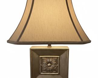 Vintage Wildwood Chinoiserie Brass Table Lamp