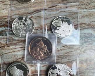 Collection of Franklin Mint .999 and .925 Silver Medals including Apollo 11, Nativity, and Saint Patrick