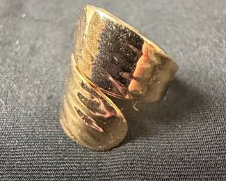 Gold Bypass Fashion Ring