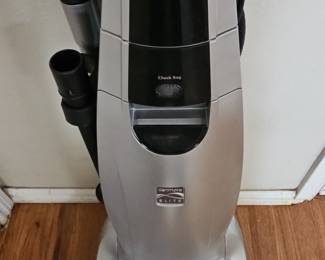 Kenmore Elite Inducer Motor HEPA Filtration Vacuum Cleaner