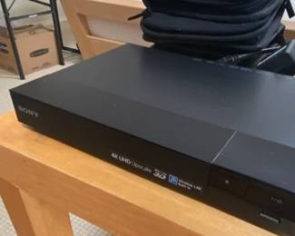 Sony BDP-S6700 4K Upscaling Blu-ray Player