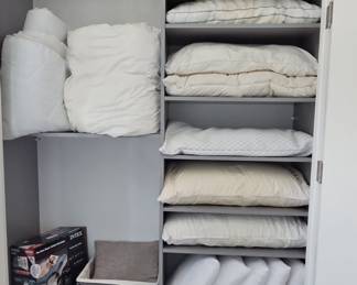 Bedding & Pillows