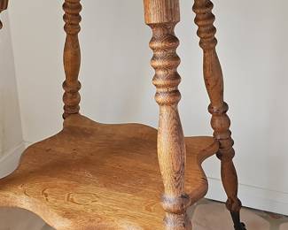 Victorian Oak Parlor Table with Bobbin Turned Legs and Scalloped Top