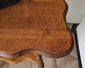 Victorian Oak Parlor Table with Bobbin Turned Legs and Scalloped Top