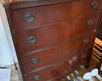 Men’s dresser