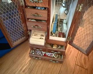 jewlery box