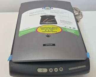 Lot #B49 - Epson Perfection 2400 Photo Flatbed Scanner with 2400x4800 DPI and 35mm Film Scanning