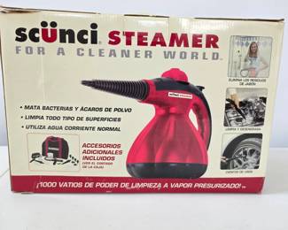 Lot #B150 - Scünci 1000W Pressurized Steam Cleaner with Bonus Accessories for Multi-Surface Cleaning