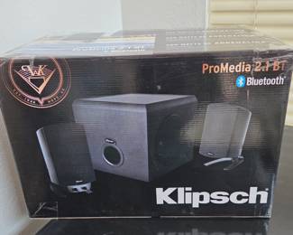 Lot #B123 - Klipsch ProMedia 2.1 BT Bluetooth Speaker System and iLIVE iPod Docking Clock Radio