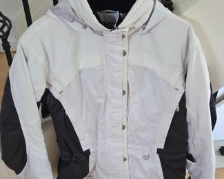 Lot #B192 - Obermeyer Women's Size 8 Winter Ski Jacket White and Black with Hood and Heart Charm