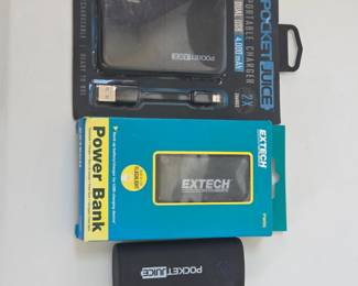 Lot #B64 - Pocket Juice 4000mAh Portable Charger, Extech PWRS Power Bank w/ Flashlight, + Open Pocket Juice Portable Charger