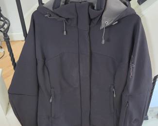 Lot #B208 - Salomon Softshell Jacket Waterproof Breathable Outdoor Performance - Women's Small