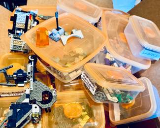 LEGOS