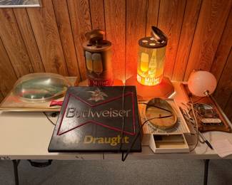 BEER SIGNS & LAMPS