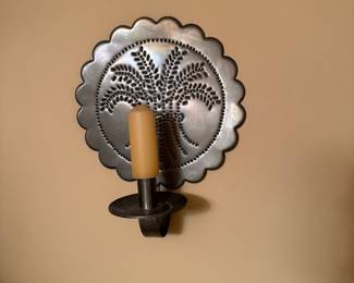 WALL DECOR