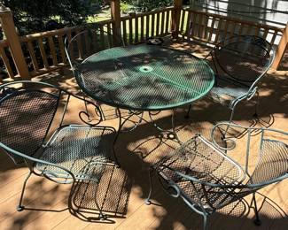 WROUGHT IRON PATIO FURNITURE