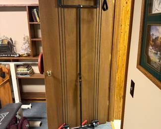 WORKOUT EQUIPMENT
