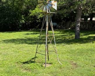 YARD WINDMILL