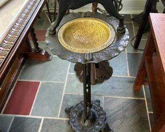 Tables and unique finds