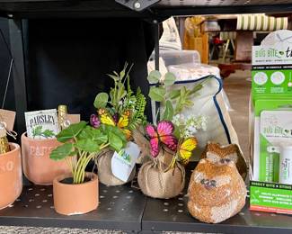 OUTDOORSY GIFTS