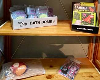BATH BOMBS, SPARKLE SCRATCH ART