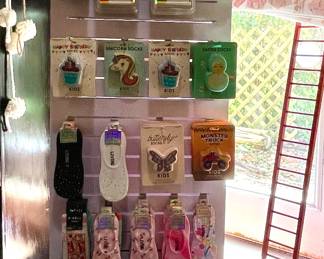  LIVING ROYAL FUN SOCKS , ROTATING DISPLAY