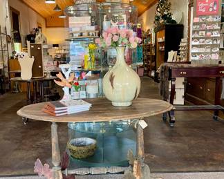 ANTIQUE ACCENT TABLE, GUEST BOOKS, VASES AND CANDLESTICKS