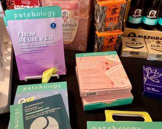 MASKS & PEELS